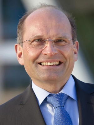 Portrait von Jürgen Hegenbart